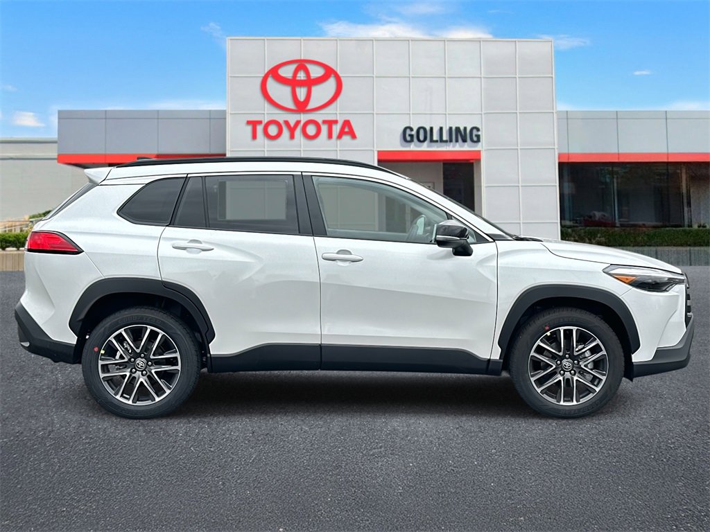 2026 Toyota Corolla Cross XLE photo 2