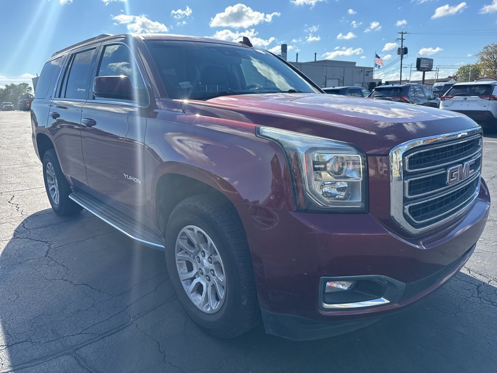 2017 Gmc Yukon SLT photo 3