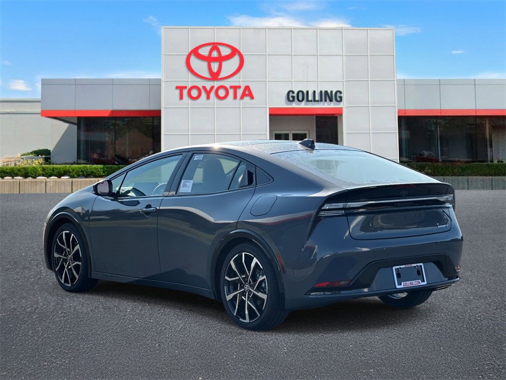 2026 Toyota Prius Plug-in Hybrid XSE Premium photo 4