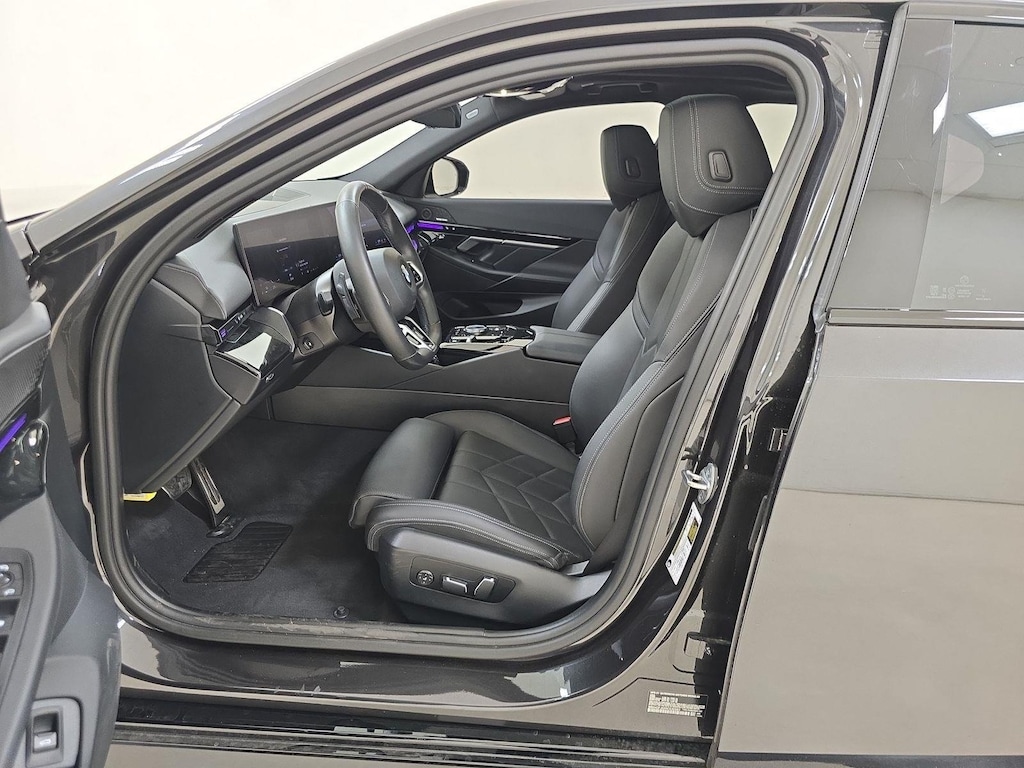Used 2024 BMW 530i M Sport Package Pro/ Premium Package/ Parking Assistant Plus/ 20" M Aero Bicolor Black/Grey Sedan