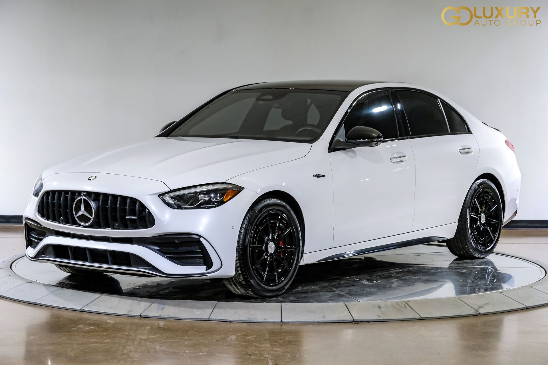 2025 Mercedes-Benz C-Class Sedan AMG C43 - Photo 8
