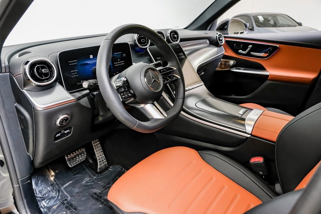 Used 2024 Mercedes-Benz GLC 4MATIC AMG Sienna Brown/Black MB-Tex/Exclusive Lin SUV