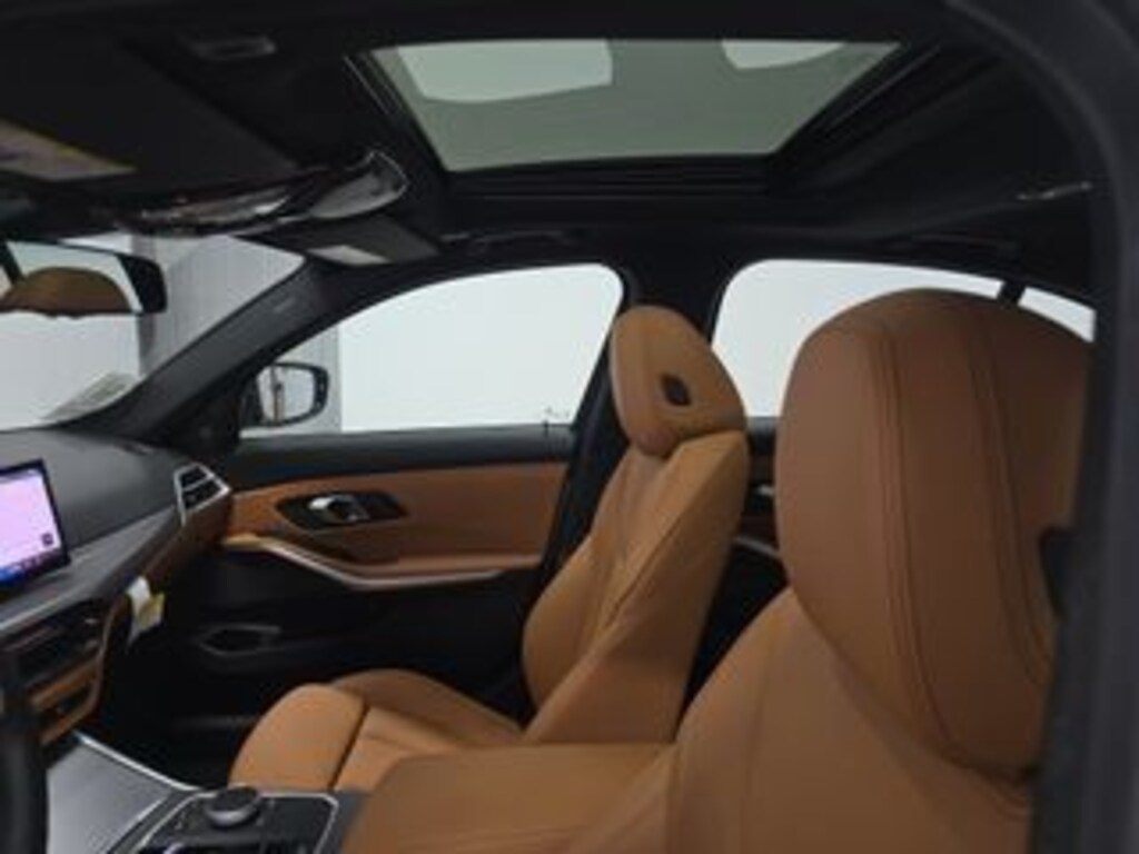 Used 2025 BMW M340i Premium Package/Parking Assistance Package/Driving Assistance Package/19" M Dual-Spoke Bicolor 995M Sedan