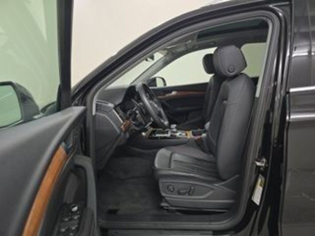 Used 2023 Audi Q5 45 S line Premium Plus Package/19''5-Double-Arm Design Wheels SUV