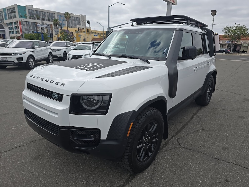 Used 2024 Land Rover Defender 110 S Package/Family Pack/Adaptive Dynamics/Air Suspension Pack/19" Gloss Sparkle Silver Style 6010 Wheels SUV