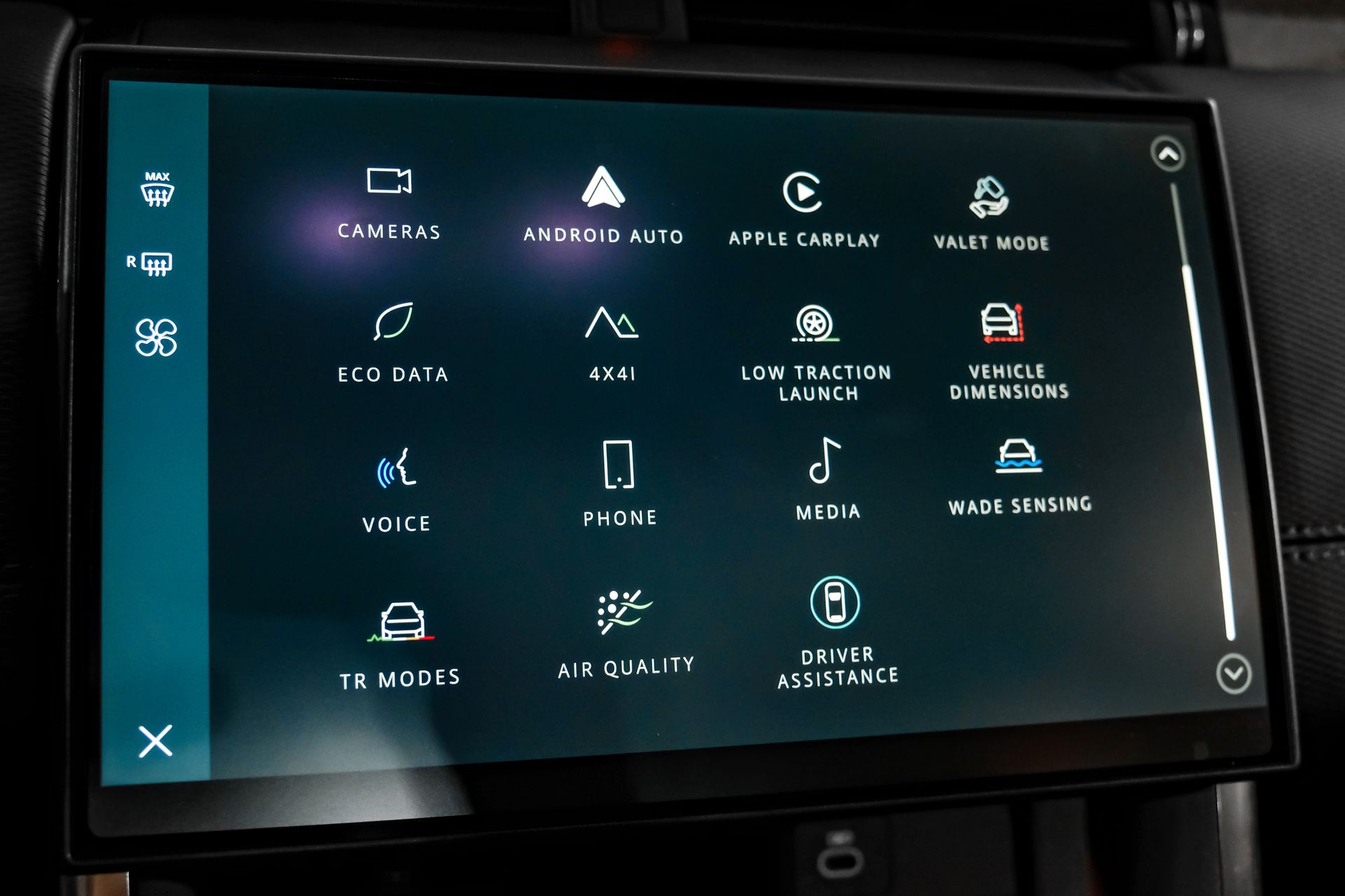 2024 Land Rover Discovery Sport Dynamic SE - Photo 37