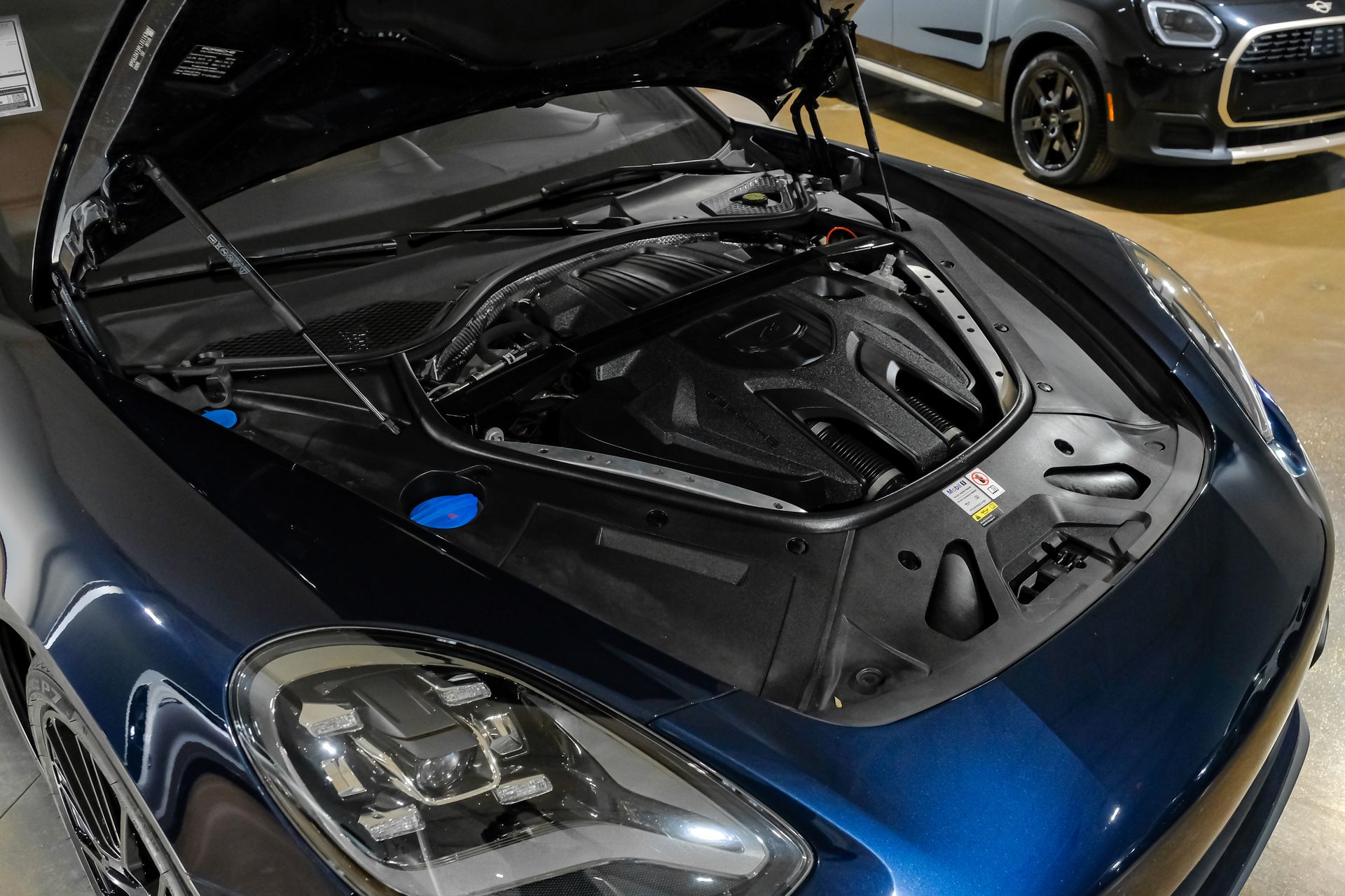 2023 Porsche Panamera Platinum Edition - Photo 54