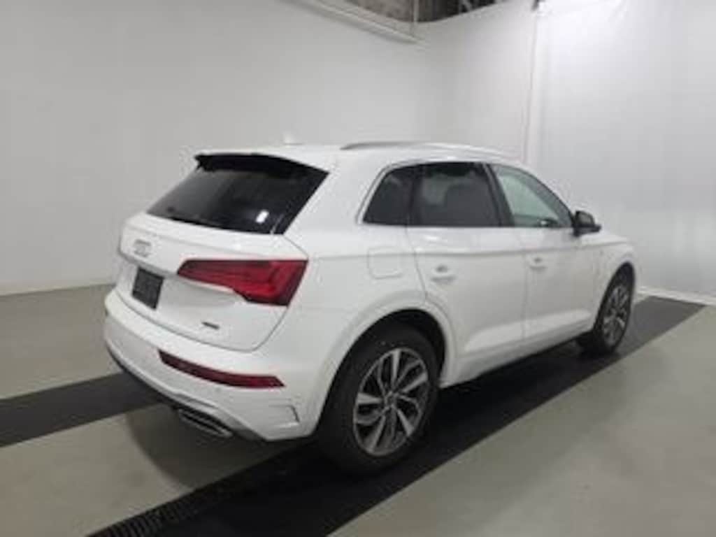 Used 2023 Audi Q5 45 S line Premium Plus Package/Navigation Package/Warm Weather Package SUV