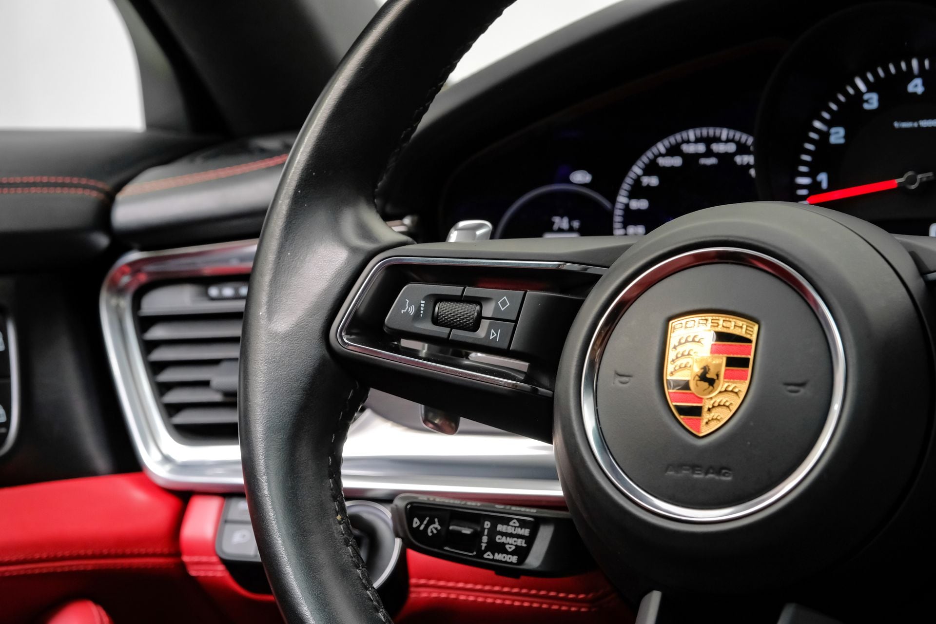 2023 Porsche Panamera Platinum Edition - Photo 21