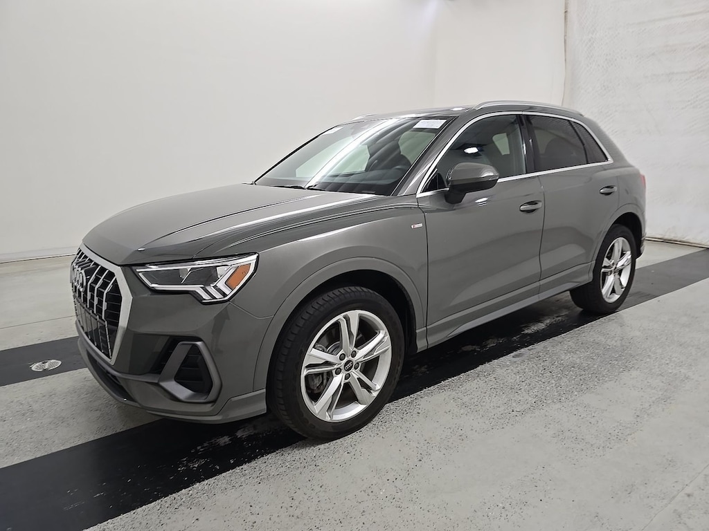 Used 2024 Audi Q3 45 S line Premium SUV