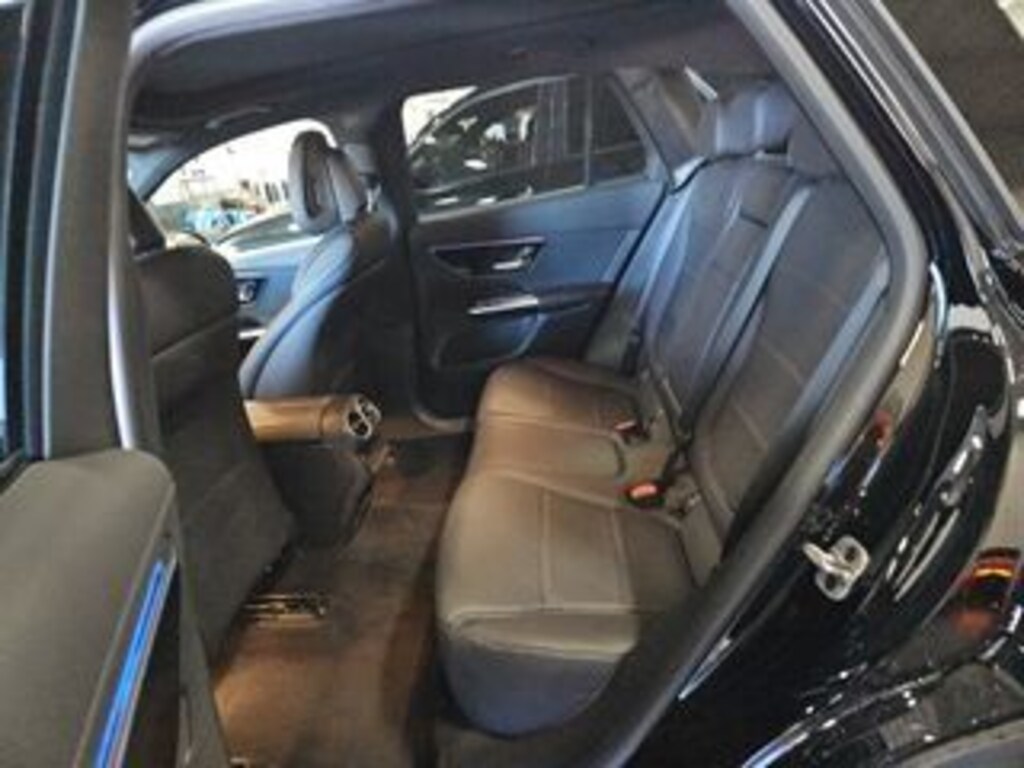 Used 2024 Mercedes-Benz GLC 300 Premium Package/Panorama Sunroof/18" 10-Spoke Wheels SUV