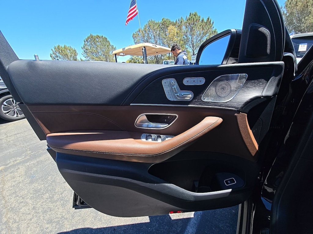 Used 2024 Mercedes-Benz GLE 350 4MATIC Pinnacle Trim/Bahia Brown/Black Leather/Driver Assistance Package/Warmth and Comfort Package/Trailer Hitch SUV