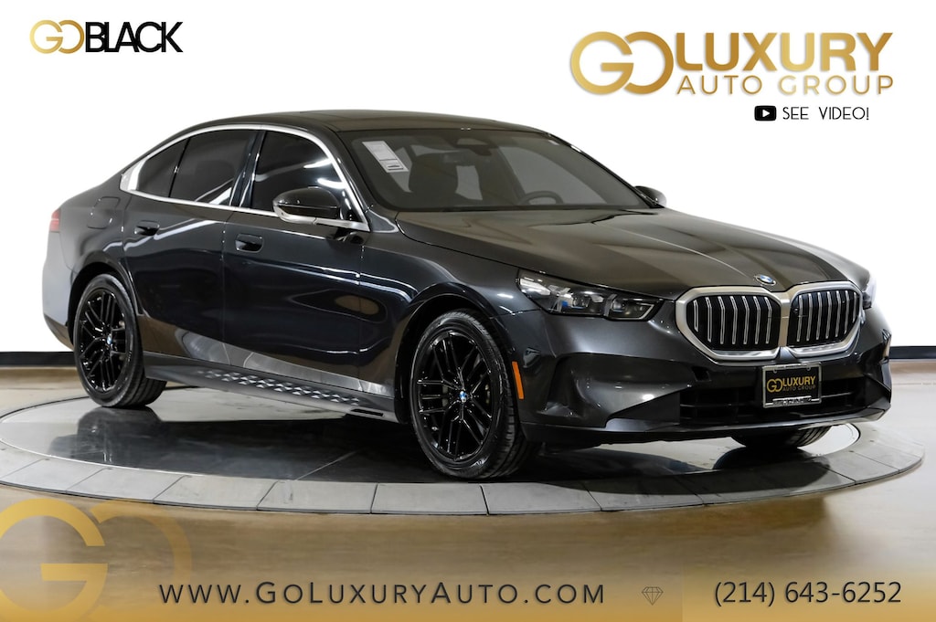 Used 2024 BMW 530i Premium Package/Heated front seats/19" Triplex-Spoke Silver 933 W/ Sedan