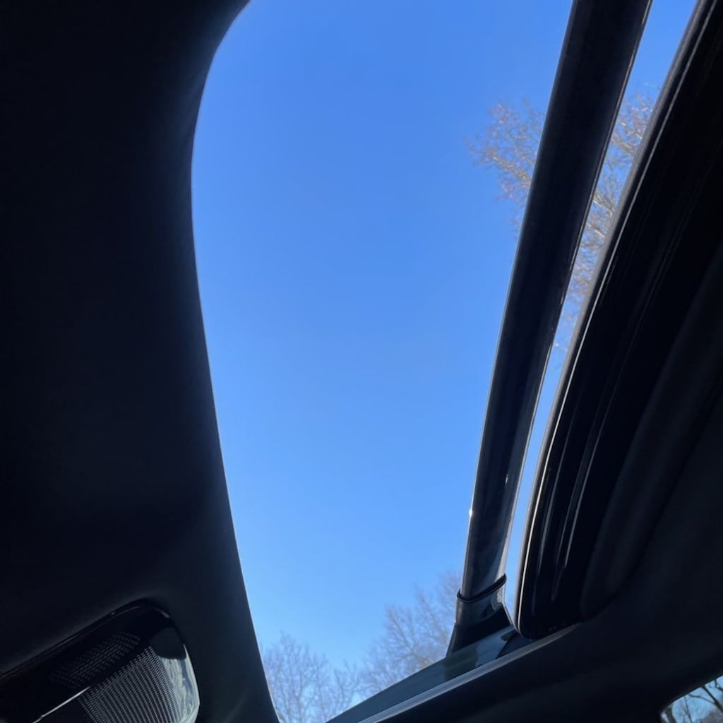 Used 2023 Lexus RX 350 Premium +AWD/Cold Area Package/Head-Up Display/Digital Rearview Mirror SUV