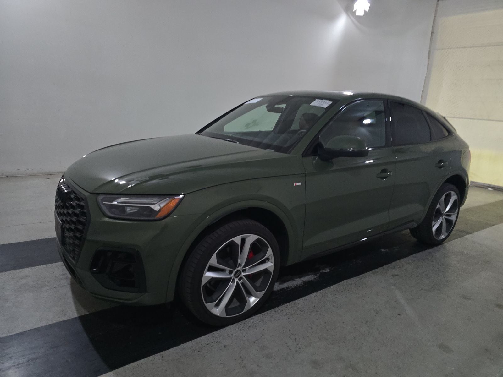 2024 Audi Q5 Sportback 45 Premium Plus's photo