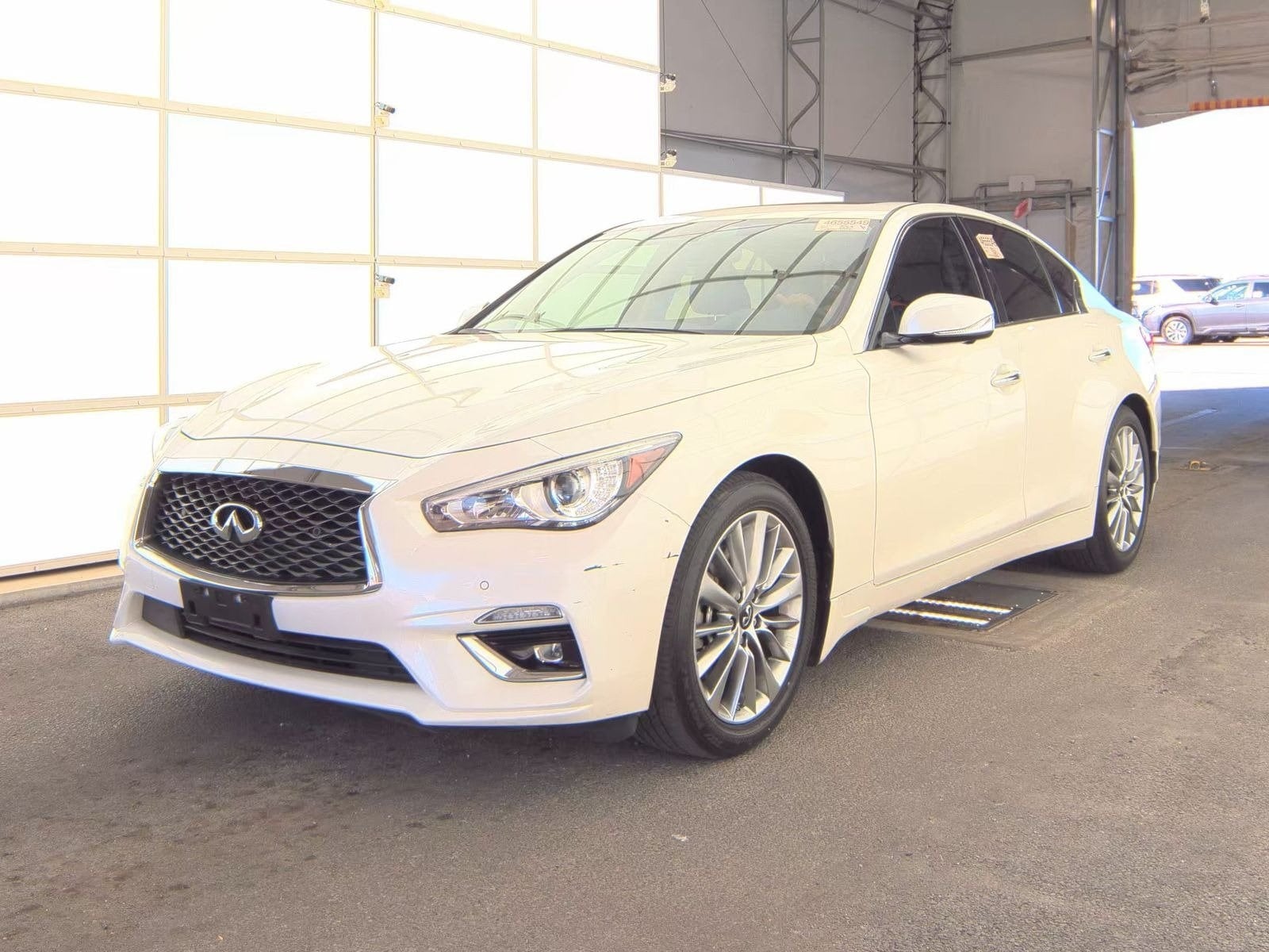 2023 INFINITI Q50 LUXE