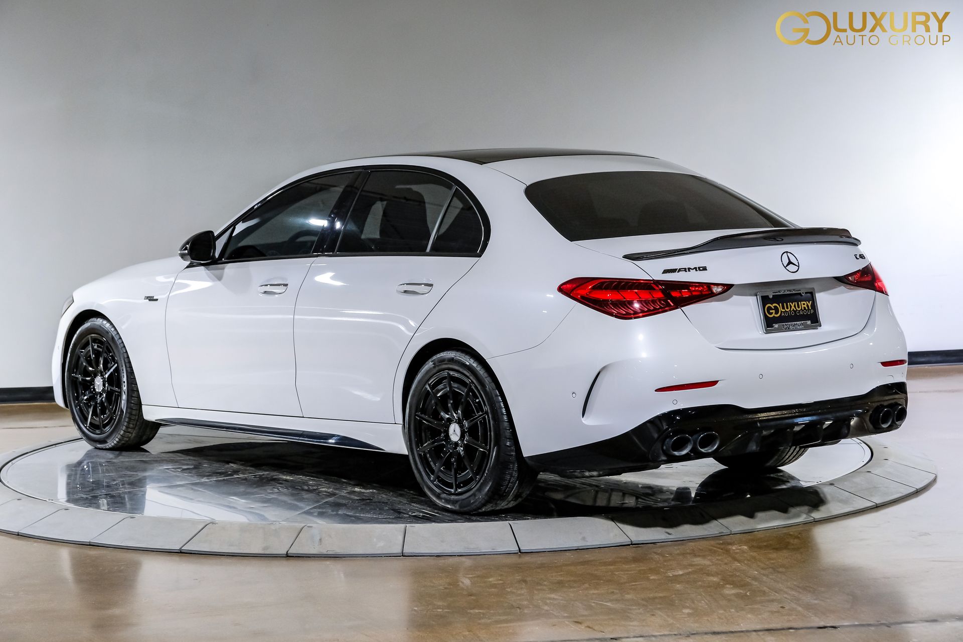 2025 Mercedes-Benz C-Class Sedan AMG C43 - Photo 12