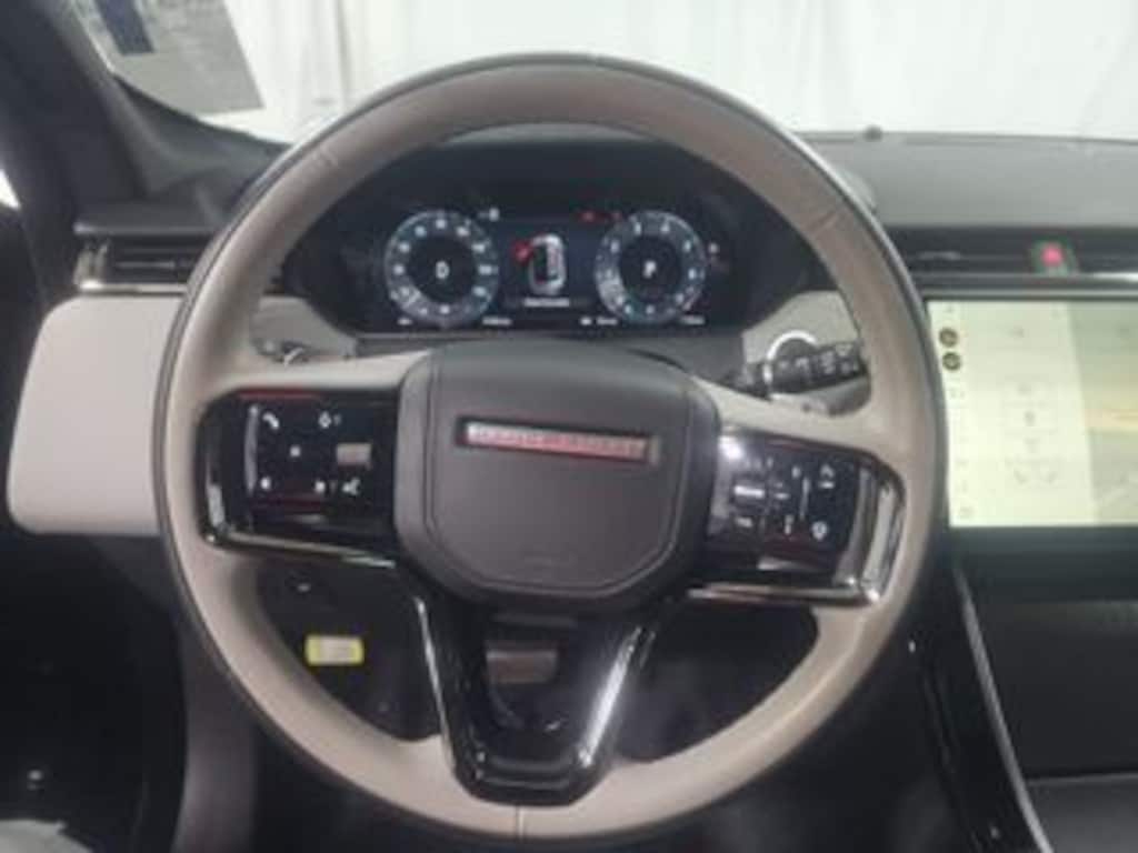 Used 2024 Land Rover Range Rover Velar P250 Dynamic SE/Heated & Cooled Front Seats/3D Surround Camera/Tow Hitch Receiver SUV