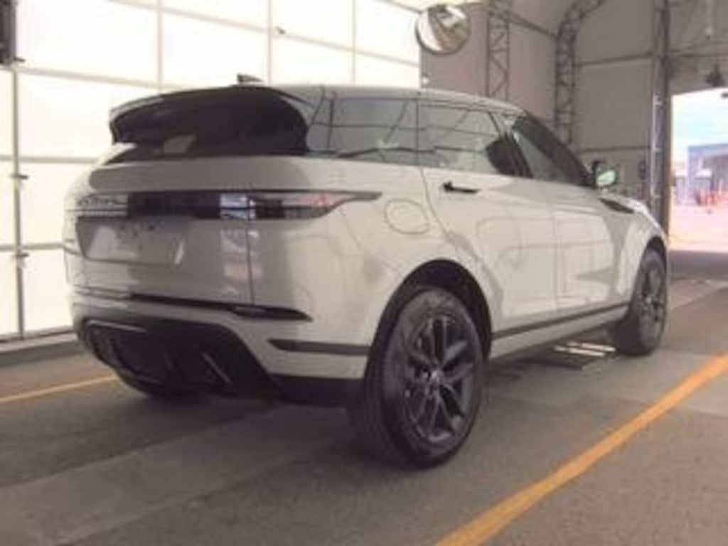 Used 2024 Land Rover Range Rover Evoque Core S Cold Climate Pack/Black Contrast Roof/19" Style 5136, Gloss Black/ClearSight Interior Rear View Mirror SUV