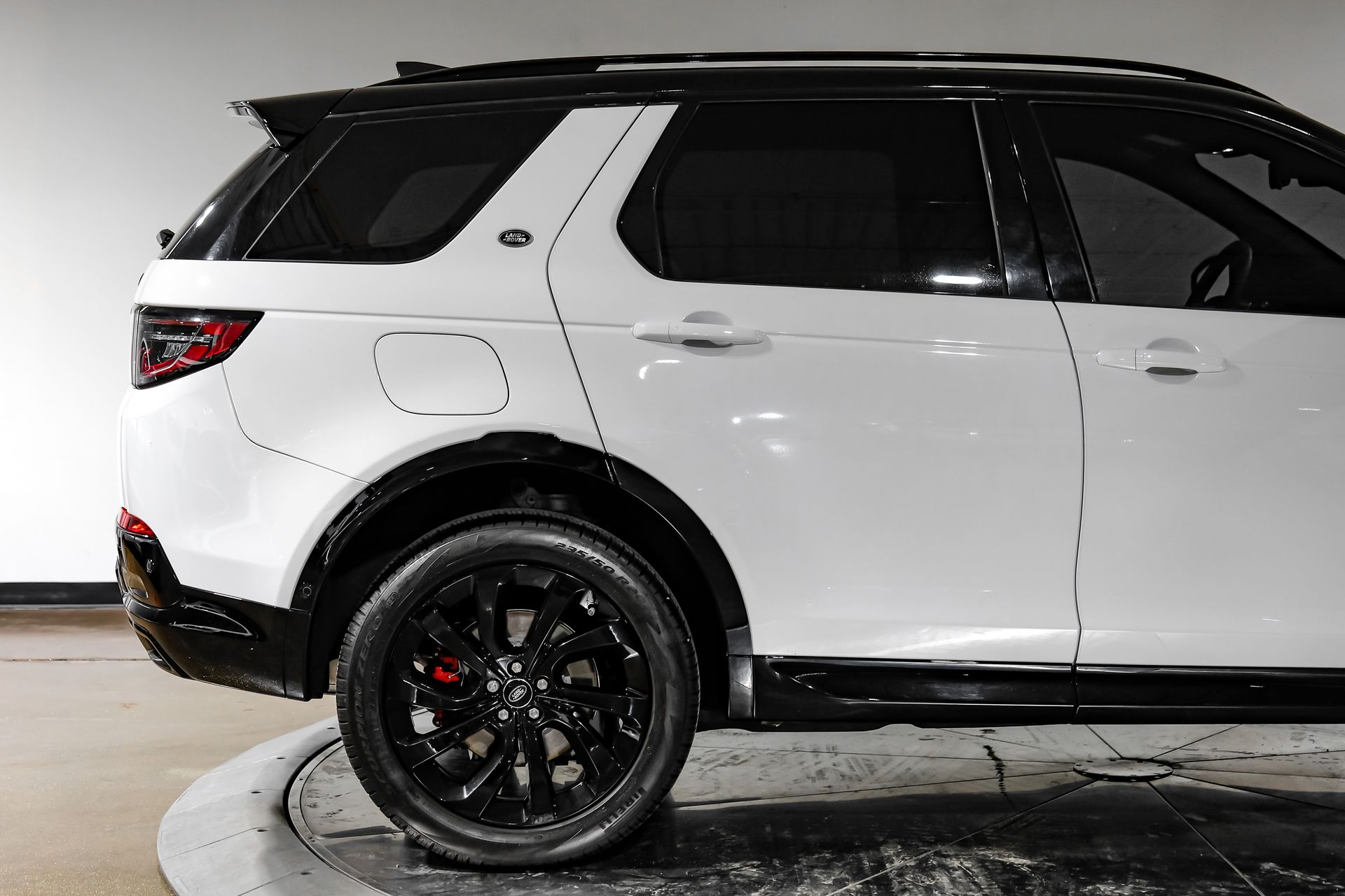 2024 Land Rover Discovery Sport Dynamic SE - Photo 10