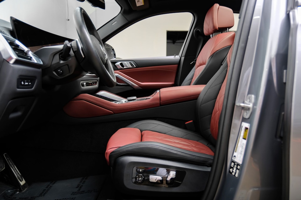Used 2025 BMW X6 xDrive40i M Sport Package/Tacora Red/Premium Package/Parking Assistance Package/Climate Comfort Package/ 20" M Star-spoke bi-color wheels SUV