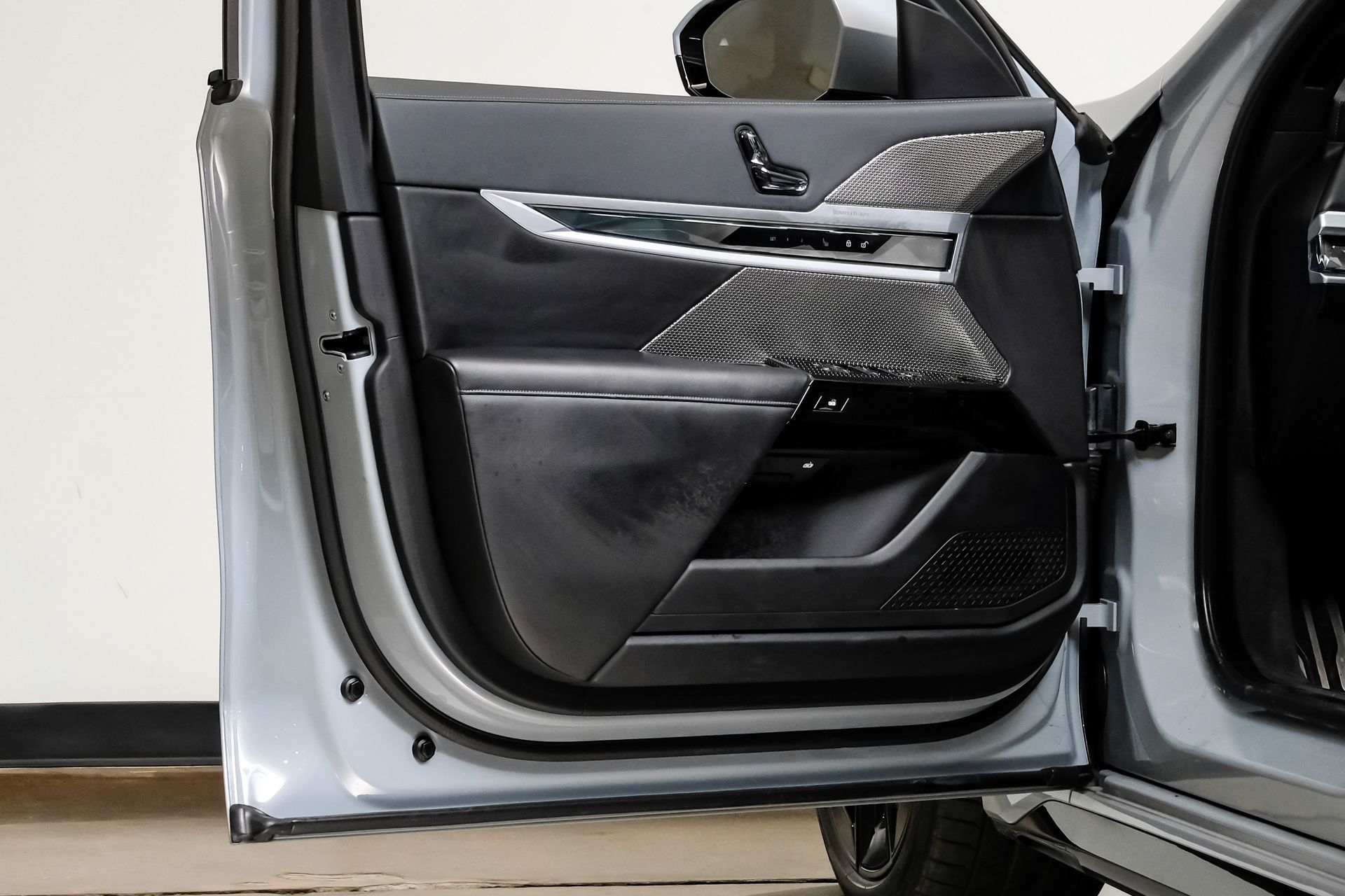 2023 BMW 7 Series 740i - Photo 43