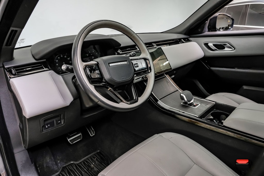 Used 2024 Land Rover Range Rover Velar P250 Dynamic SE/Heated & Cooled Front Seats/3D Sur SUV