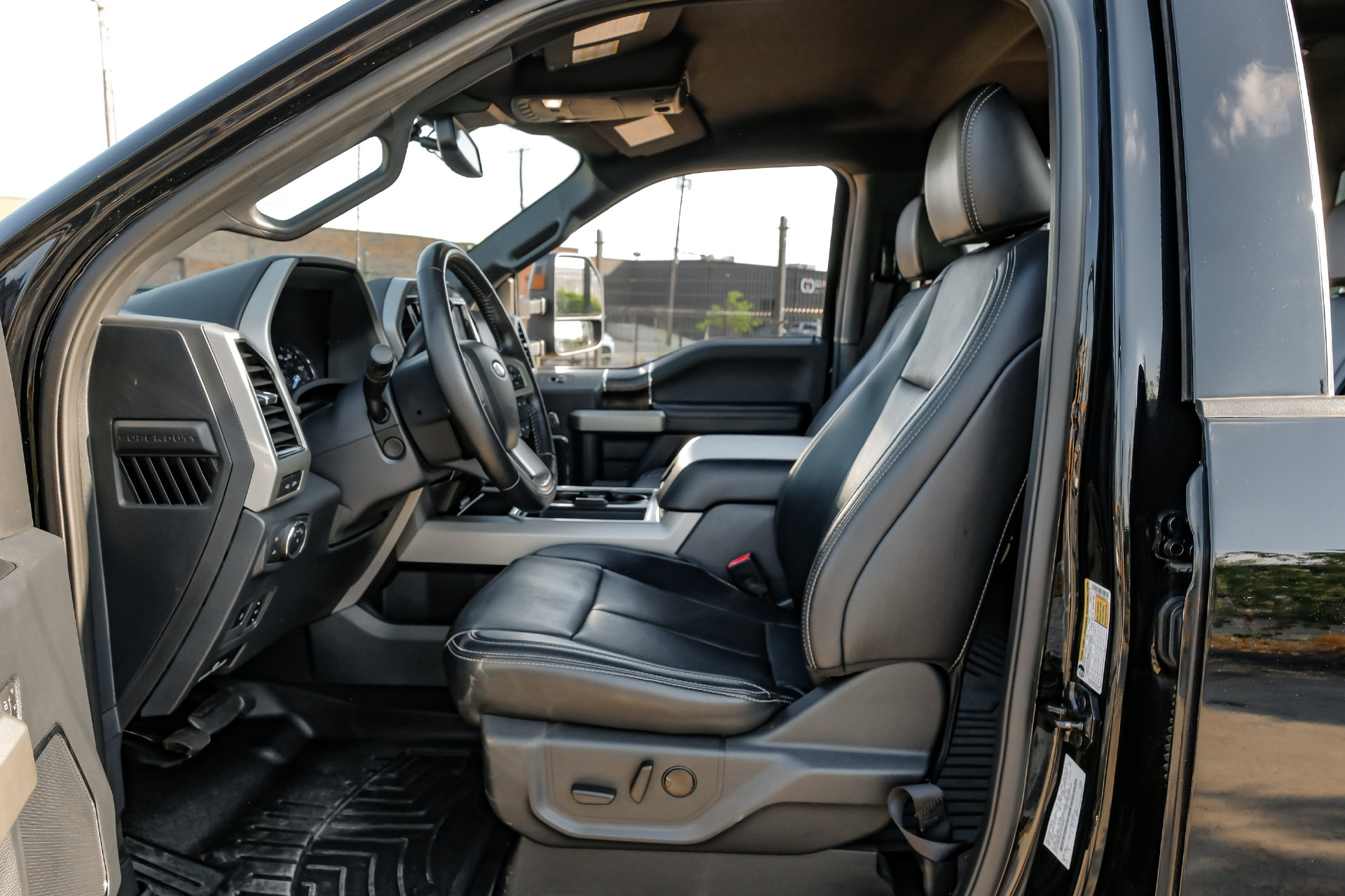Used 2022 Ford F-350 Lariat Truck Crew Cab