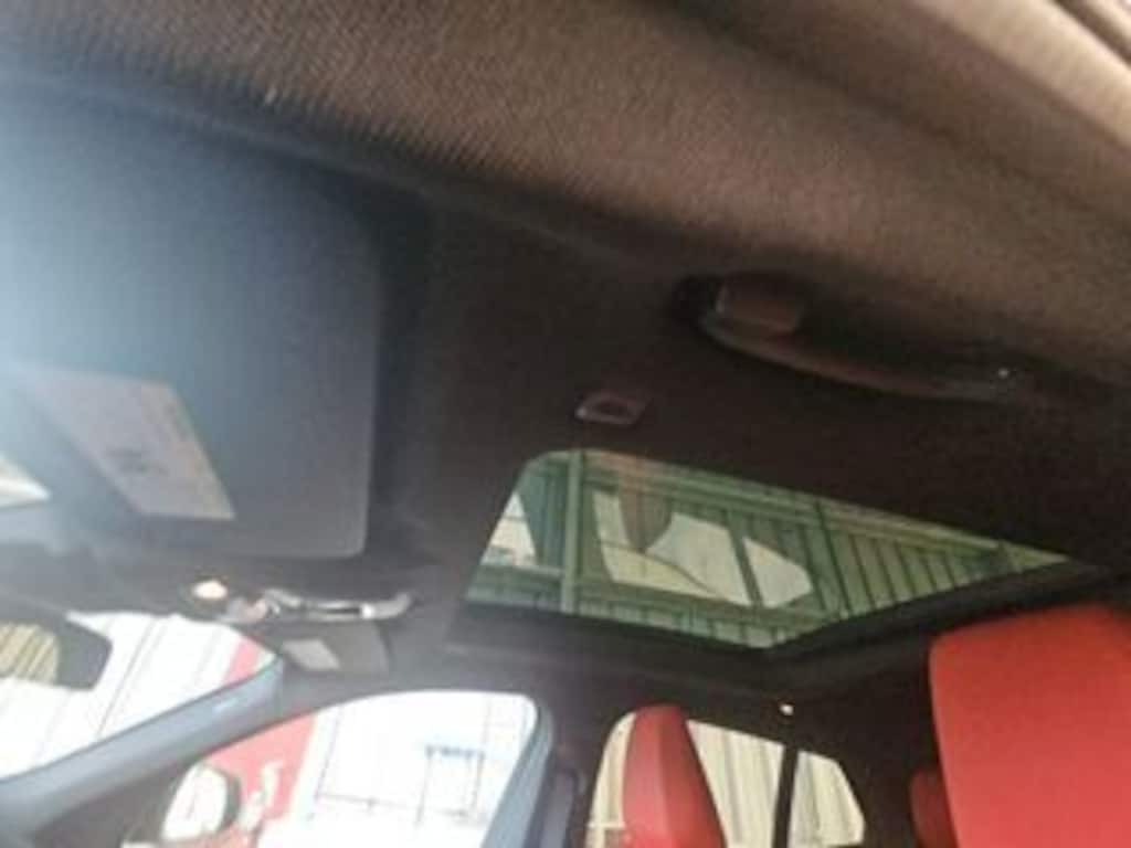 Used 2025 BMW X2 xDrive28i M Sport Package/Red/black Bicolor Perforated V/Convenience content/19" M Dual-Spoke Bicolor 871M SUV