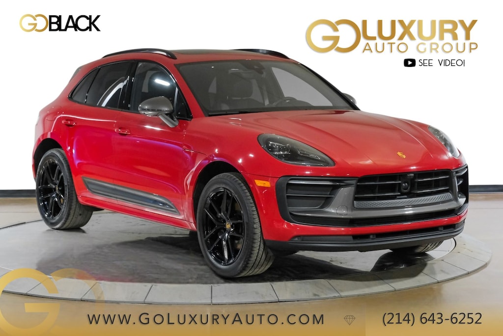 Used 2023 Porsche Macan T Premium Package/Driver Memory Package/Panoramic Roof System/Driver Memory Package SUV