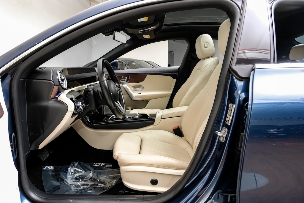 Used 2023 Mercedes-Benz CLA 250 4MATIC Premium Package/Parking Assistance Package/Heated Front Seats Coupe