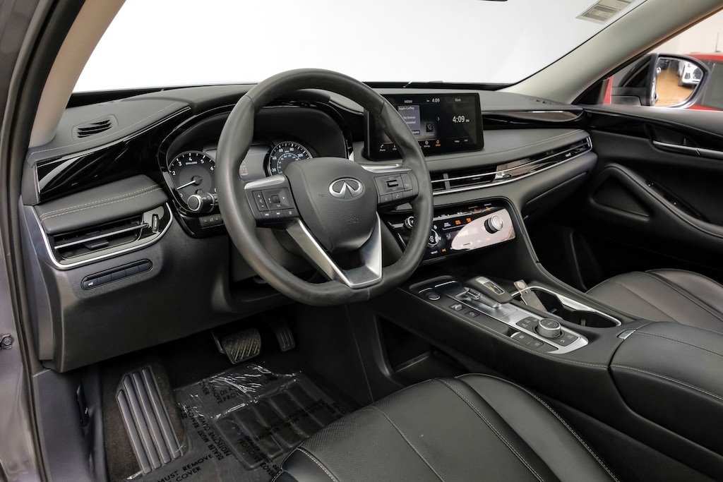 Used 2023 INFINITI QX60 PURE Package/Leather-Appointed Seating Surfaces/Heated Front Bucket Seats/ SUV