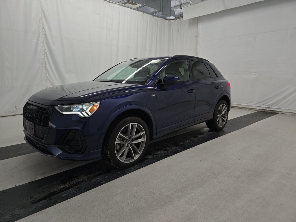 Used 2023 Audi Q3 45 S line Premium Plus Package/Black Optic Package/19'' 5-Double-arm Design Wheel SUV