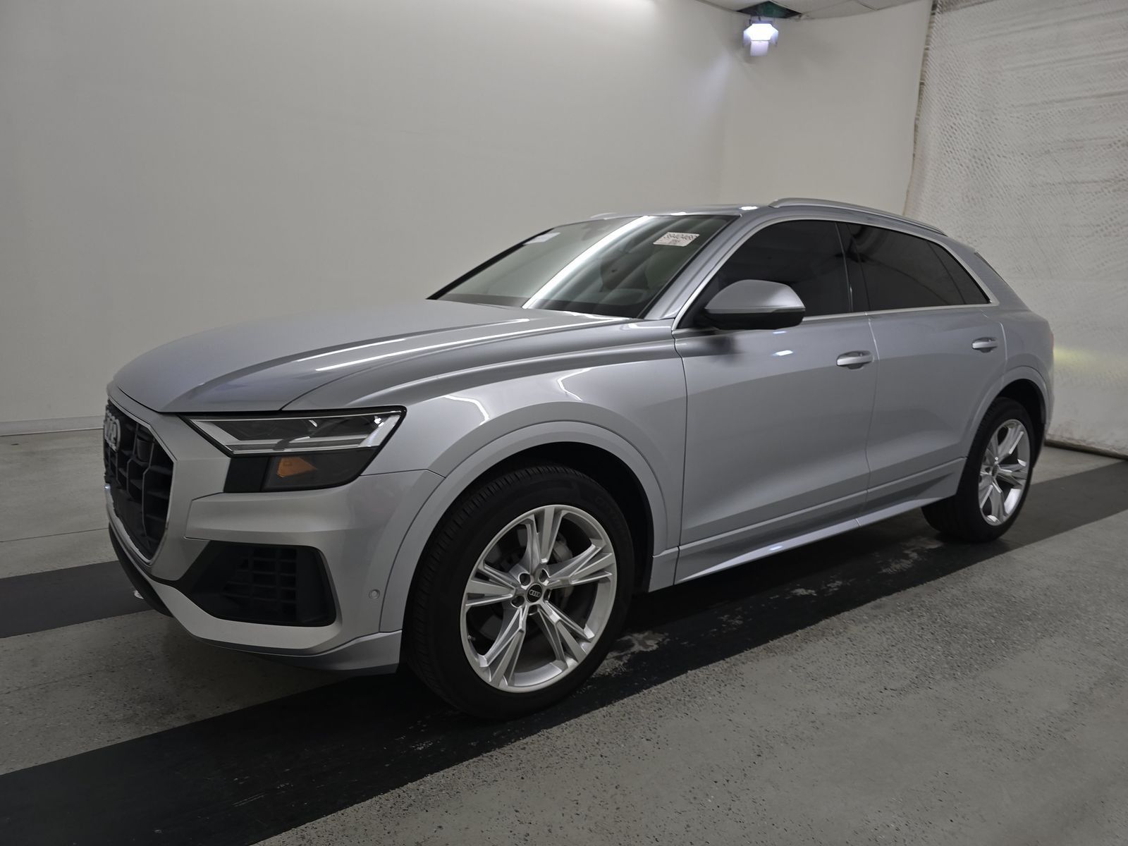 2022 Audi Q8 Premium Plus's photo