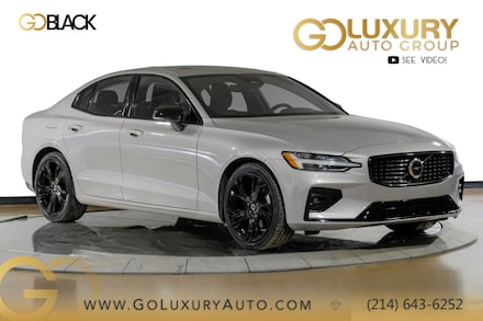 2024 Volvo S60 B5 Core Dark/19'' 5 Stripe Spoke Black Diamond Cut Alloy Wheels Sedan