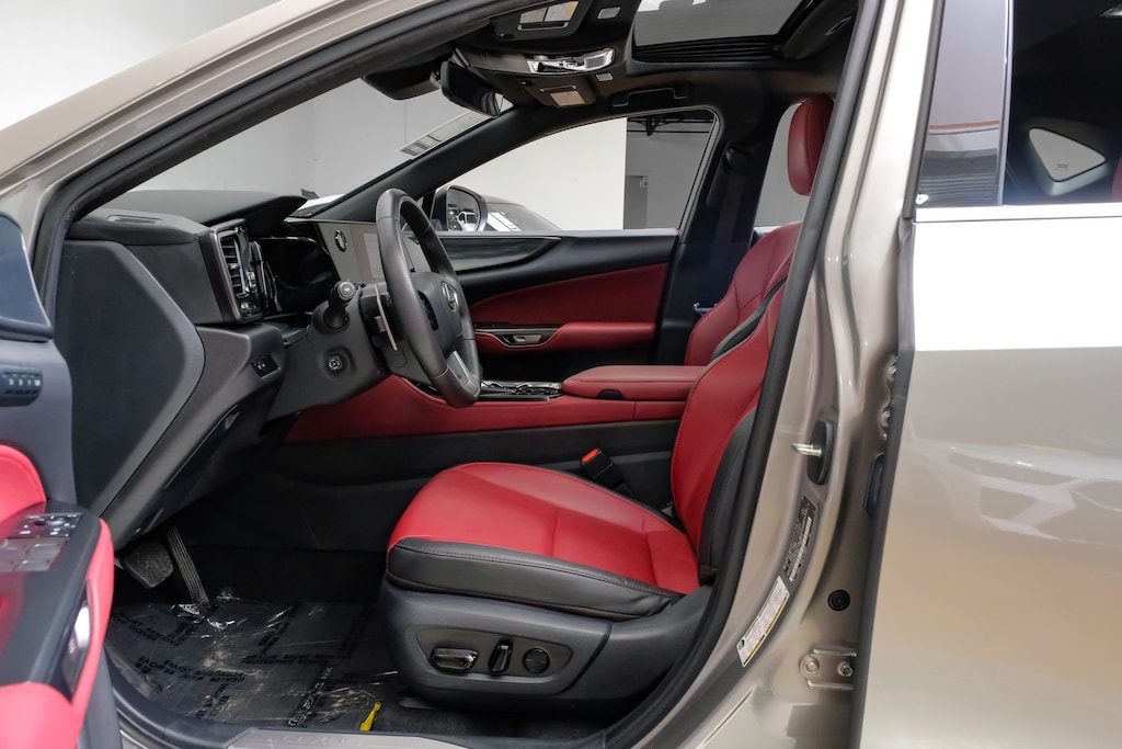 Used 2025 Lexus NX 250 Premium Package/Rioja Red NuLuxe/2,000-lb towing capacity SUV