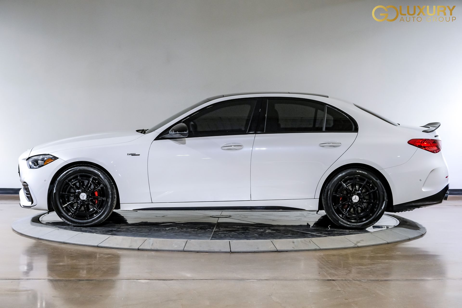 2025 Mercedes-Benz C-Class Sedan AMG C43 - Photo 13