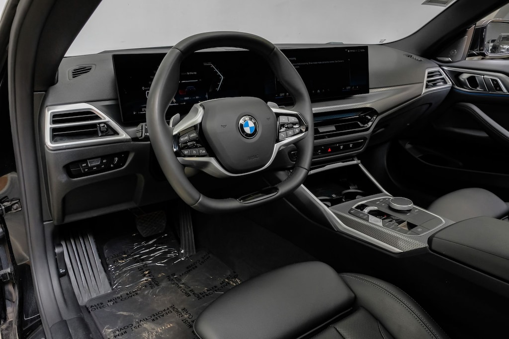 Used 2026 BMW 430i xDrive Premium Package/Harman Kardon surround sound system/ 18" V-Spoke Bicolor 780 Wheels Coupe