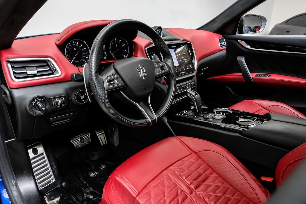 Used 2022 Maserati Ghibli Modena Q4 Sportivo Package/Nerissimo Package/ Comfort and Convenience Package/21" Gloss Black Forged Titano Wheels Sedan