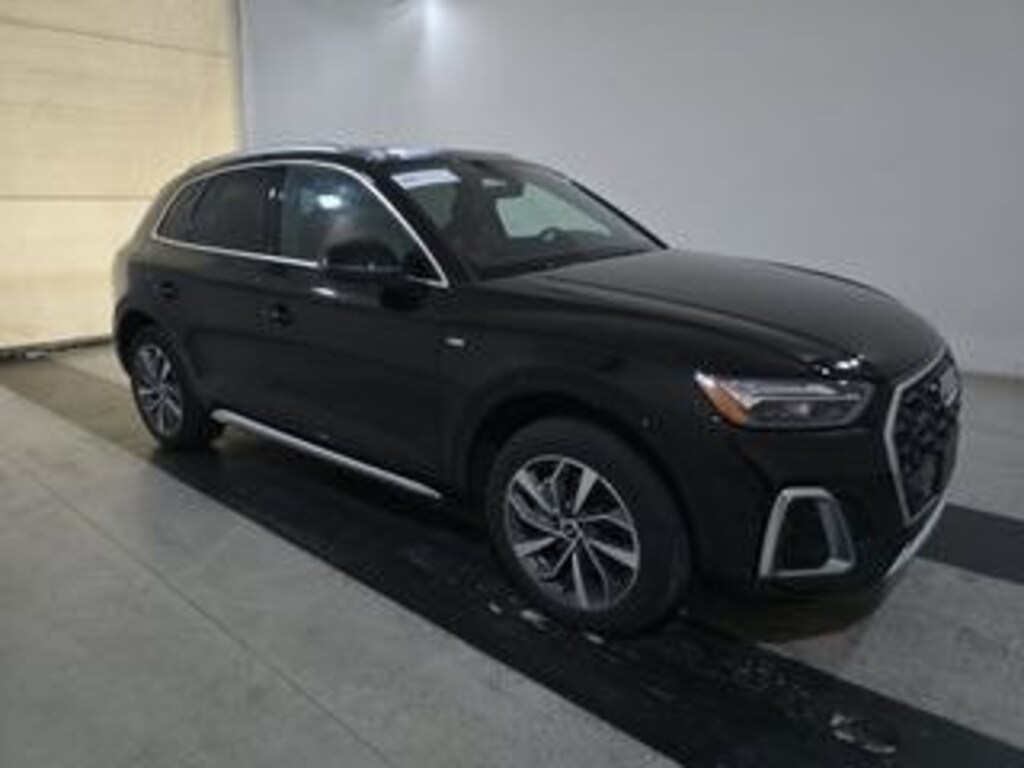 Used 2023 Audi Q5 45 S line Premium Plus Package/Navigation Package/Trailer tow Package SUV