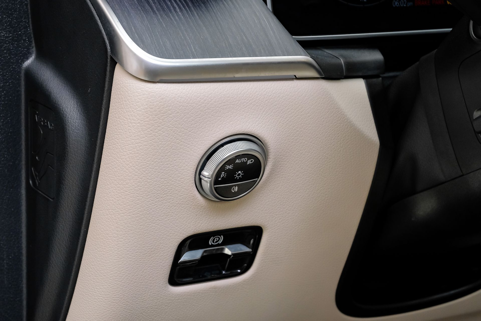 2025 Mercedes-Benz GLC Base - Photo 30