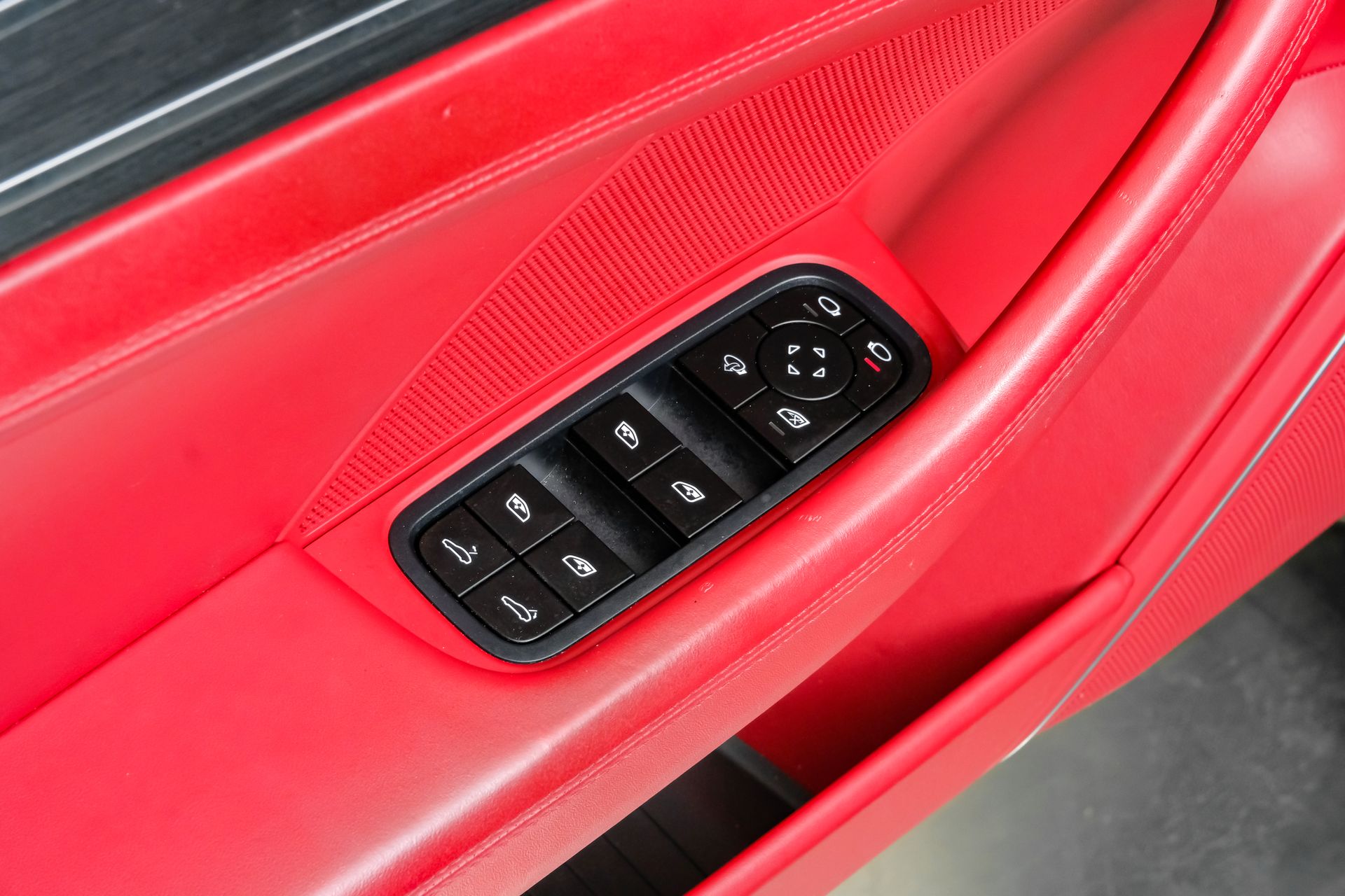 2023 Porsche Panamera Platinum Edition - Photo 46
