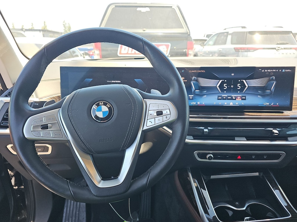 Used 2025 BMW X7 xDrive40i Premium Package/Coffe Interior/Climate Comfort Package/Parking Assistance Package/Connect Package Pro SUV
