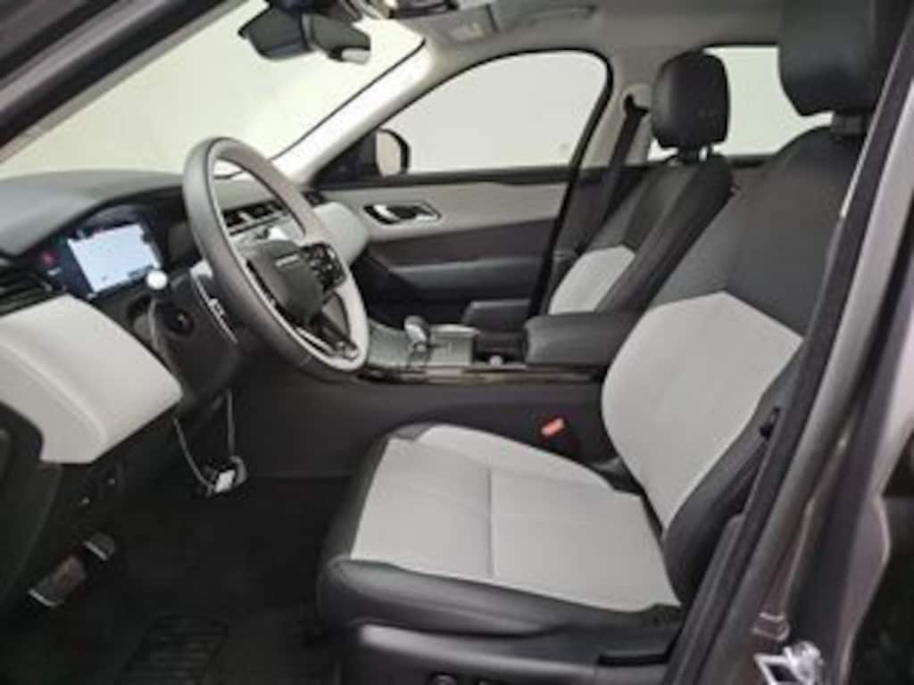 Used 2025 Land Rover Range Rover Velar P250 Dynamic SE/Cloud/Ebony Dynamic Se/Cold Climate Pack/Black Contrast Roof/20" Style 1089, 10 spoke, Gloss Black SUV