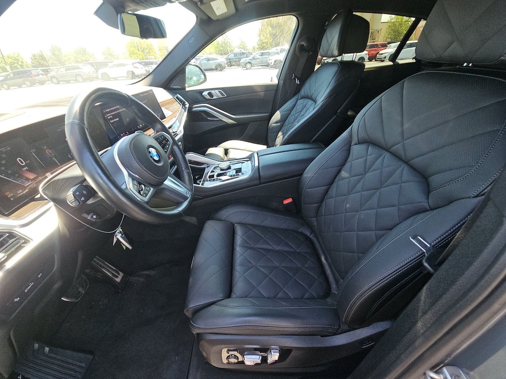 Used 2025 BMW X6 xDrive40i M Sport Package/Premium Package/Climate Comfort Package/Parking Assistanse Package/20'' M sport Wheels SUV