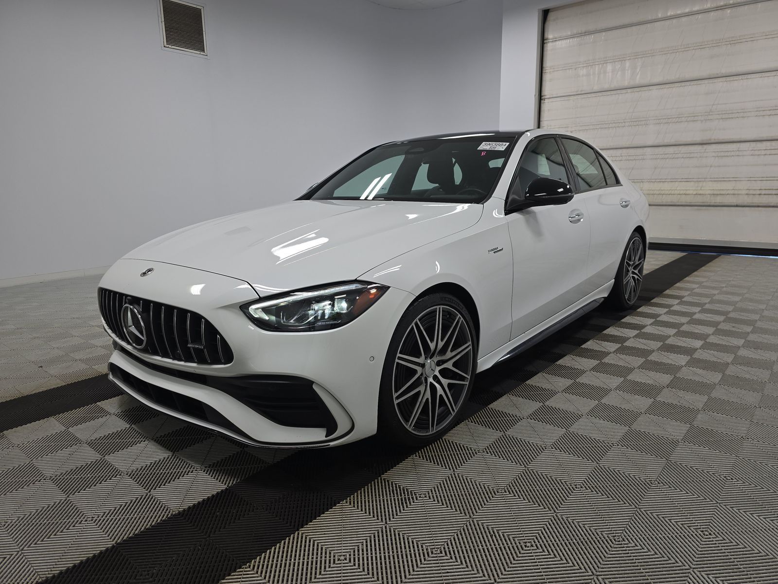 2023 Mercedes-Benz C-Class Sedan AMG C43's photo