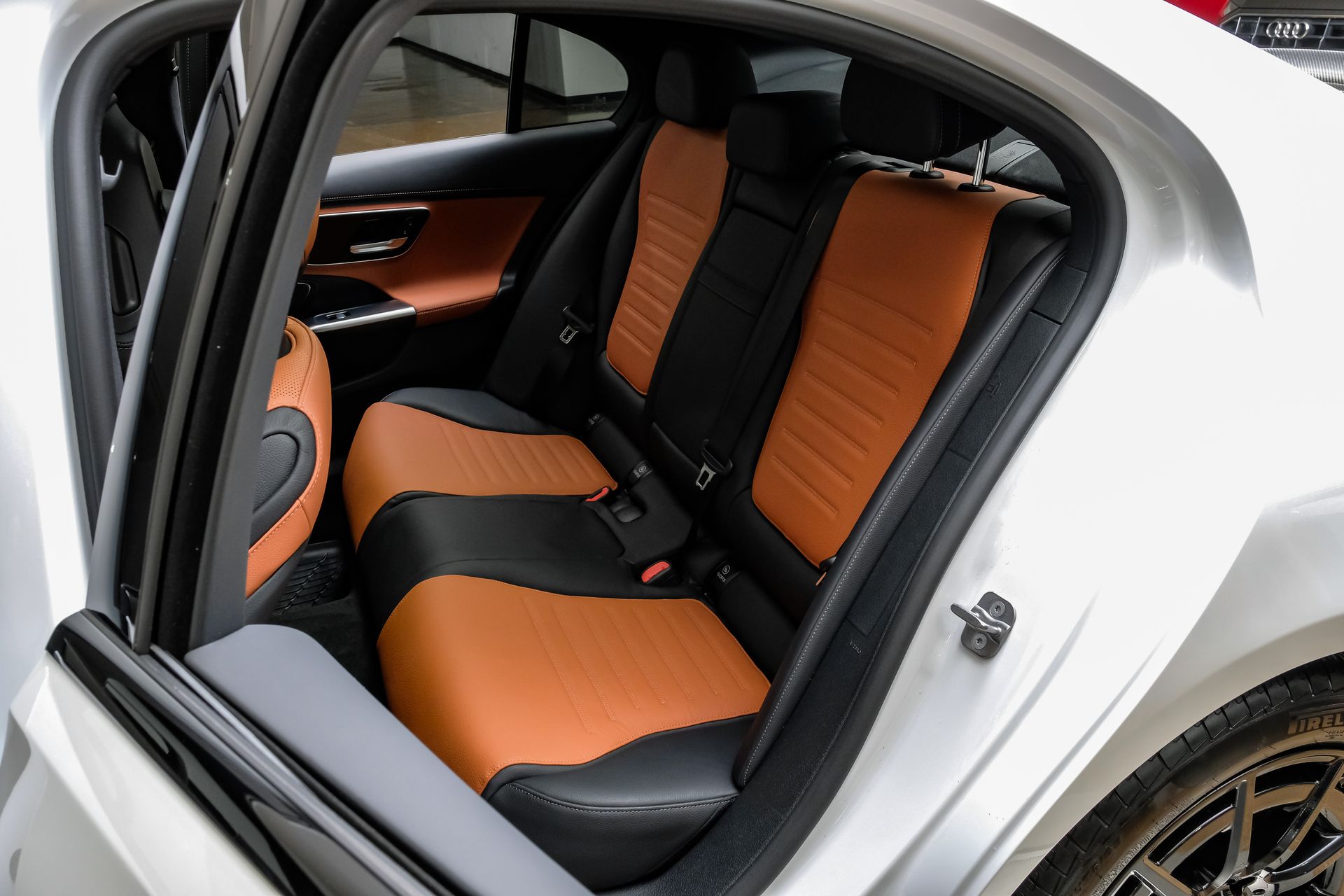 2025 Mercedes-Benz C-Class Sedan AMG C43 - Photo 37