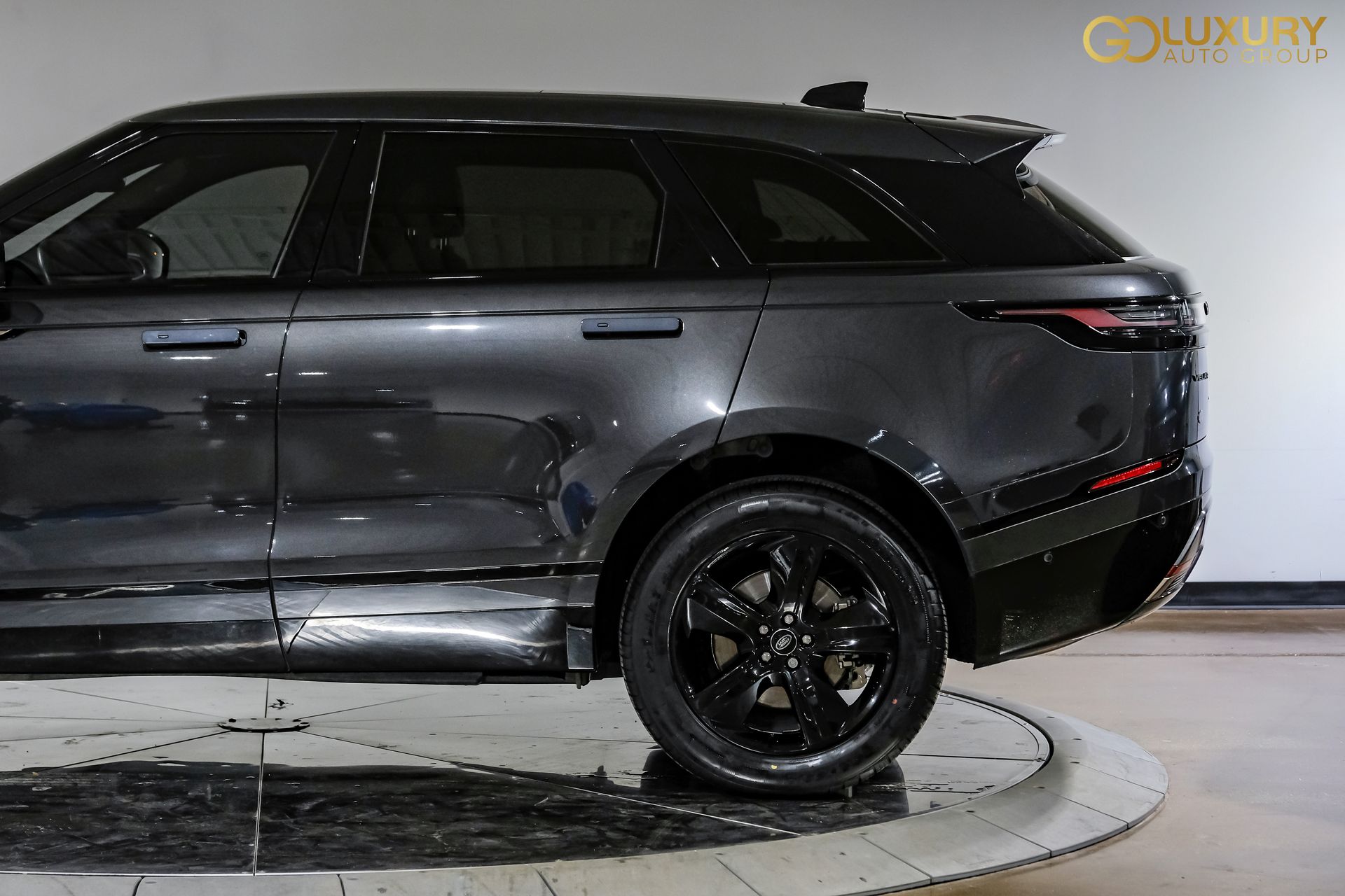 2024 Land Rover Range Rover Velar Dynamic SE - Photo 15