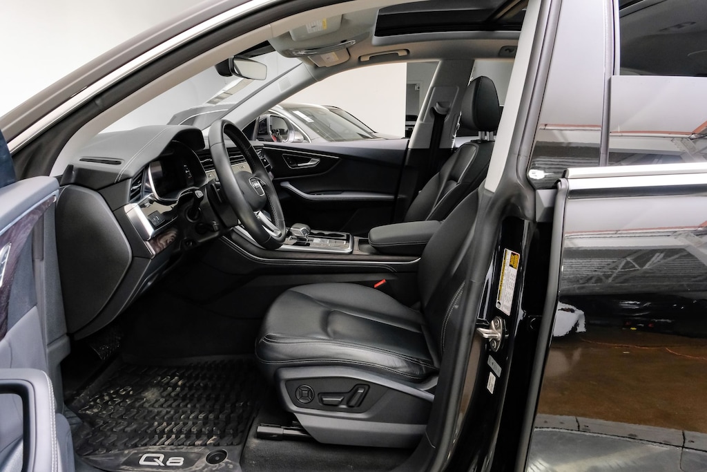 Used 2023 Audi Q8 55 Premium Plus Package/S-Line Style Package/21-5-w-Spoke Design Package SUV