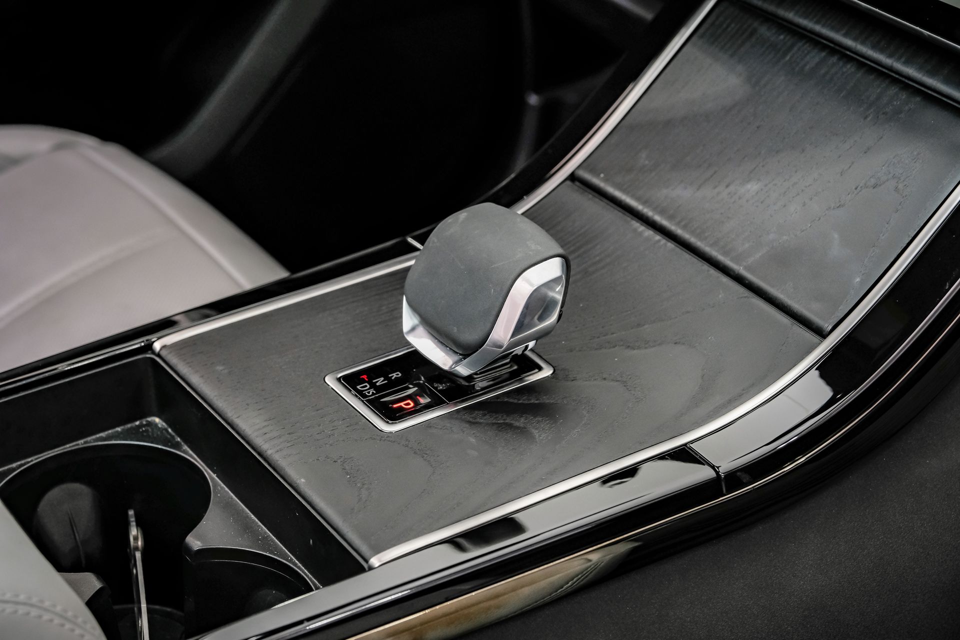 2024 Land Rover Range Rover Velar Dynamic SE - Photo 29